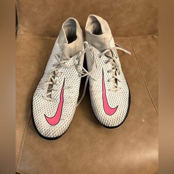 Nike phantom gt2 dynamic elite fit fg soccer cleats white pink size 12 - Picture 5 of 9